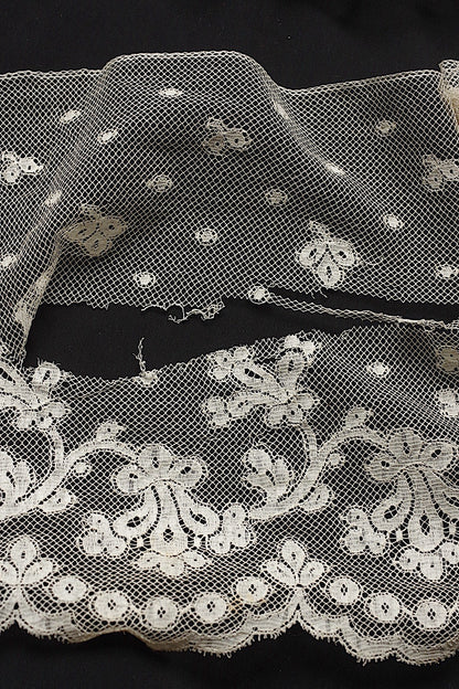 Antique lace dentelle antique lace 320cm