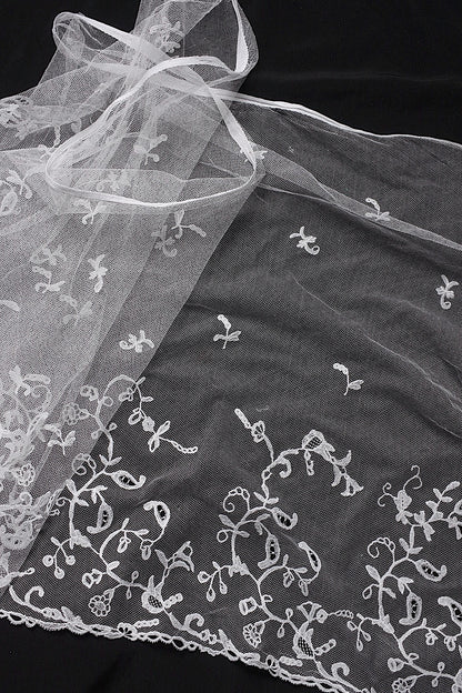 Antique lace dentelle antique lace 130cm