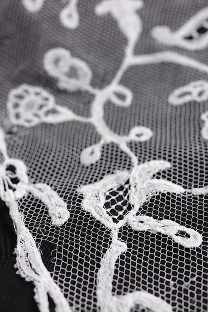 Antique lace dentelle antique lace 130cm