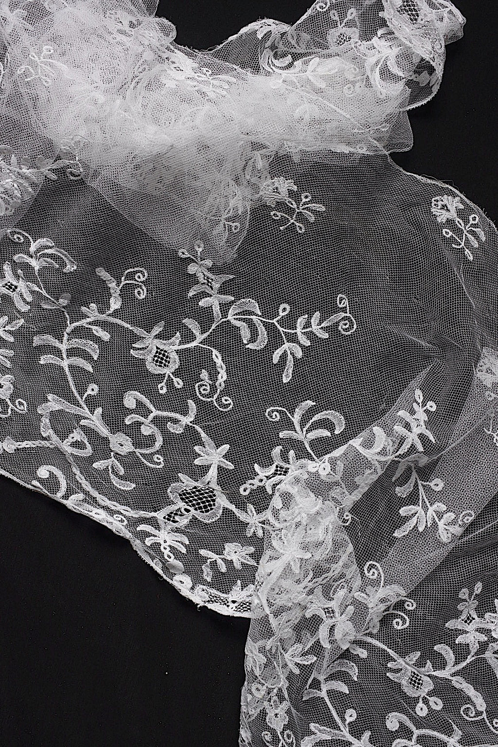 アンティークレース dentelle antique lace　130cm