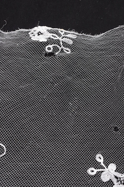 Antique lace dentelle antique lace 130cm