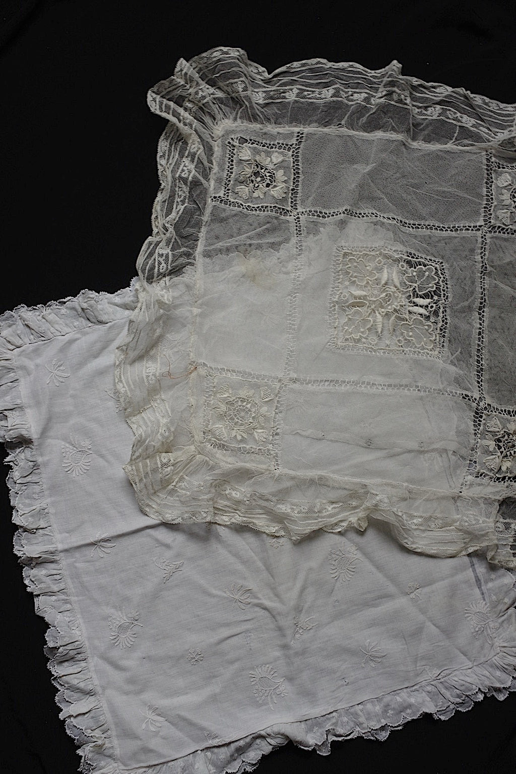 アンティークレース dentelle antique lace　クッションカバー２種