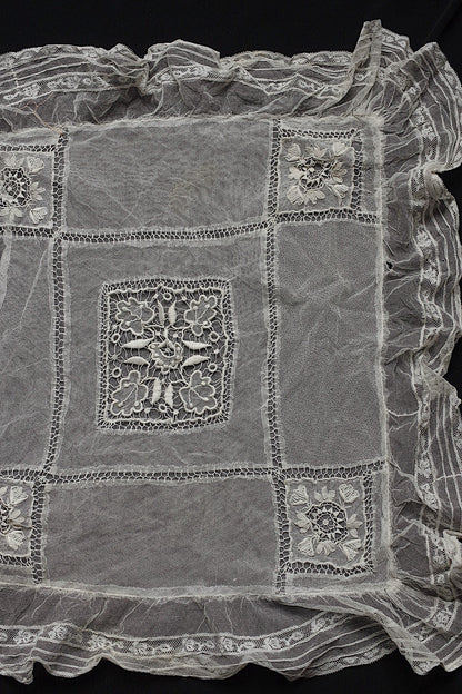 アンティークレース dentelle antique lace　クッションカバー２種