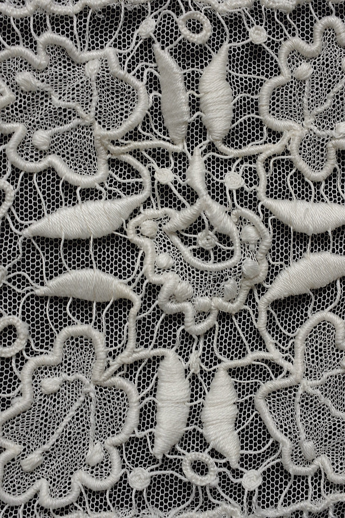 アンティークレース dentelle antique lace　クッションカバー２種