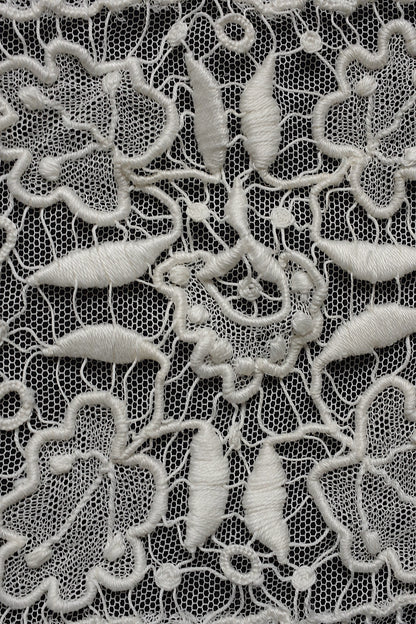 アンティークレース dentelle antique lace　クッションカバー２種