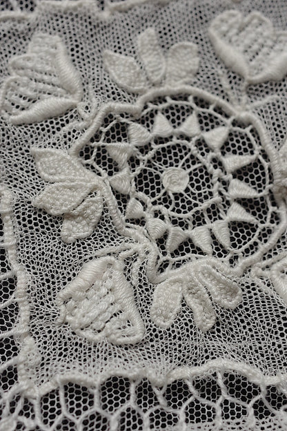 アンティークレース dentelle antique lace　クッションカバー２種