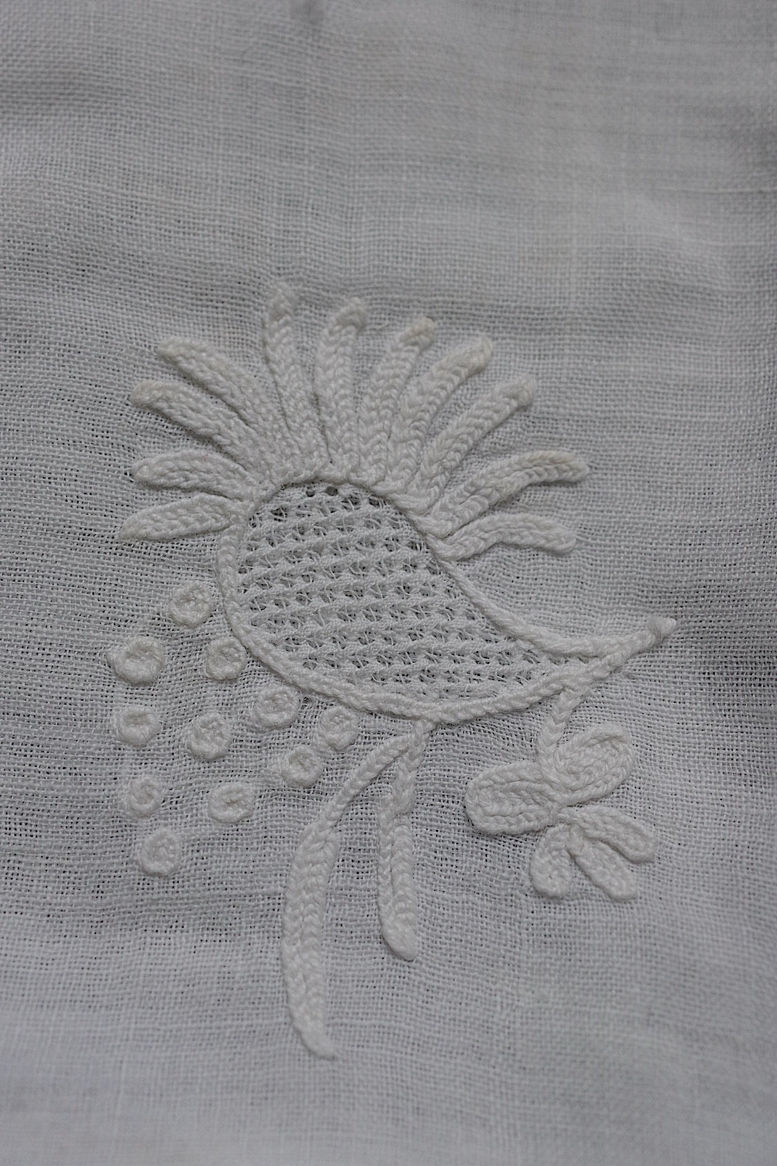 アンティークレース dentelle antique lace　クッションカバー２種