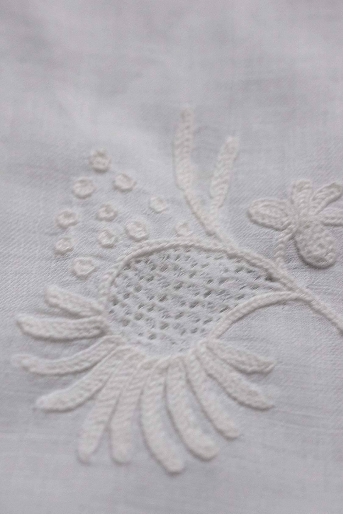 アンティークレース dentelle antique lace　クッションカバー２種