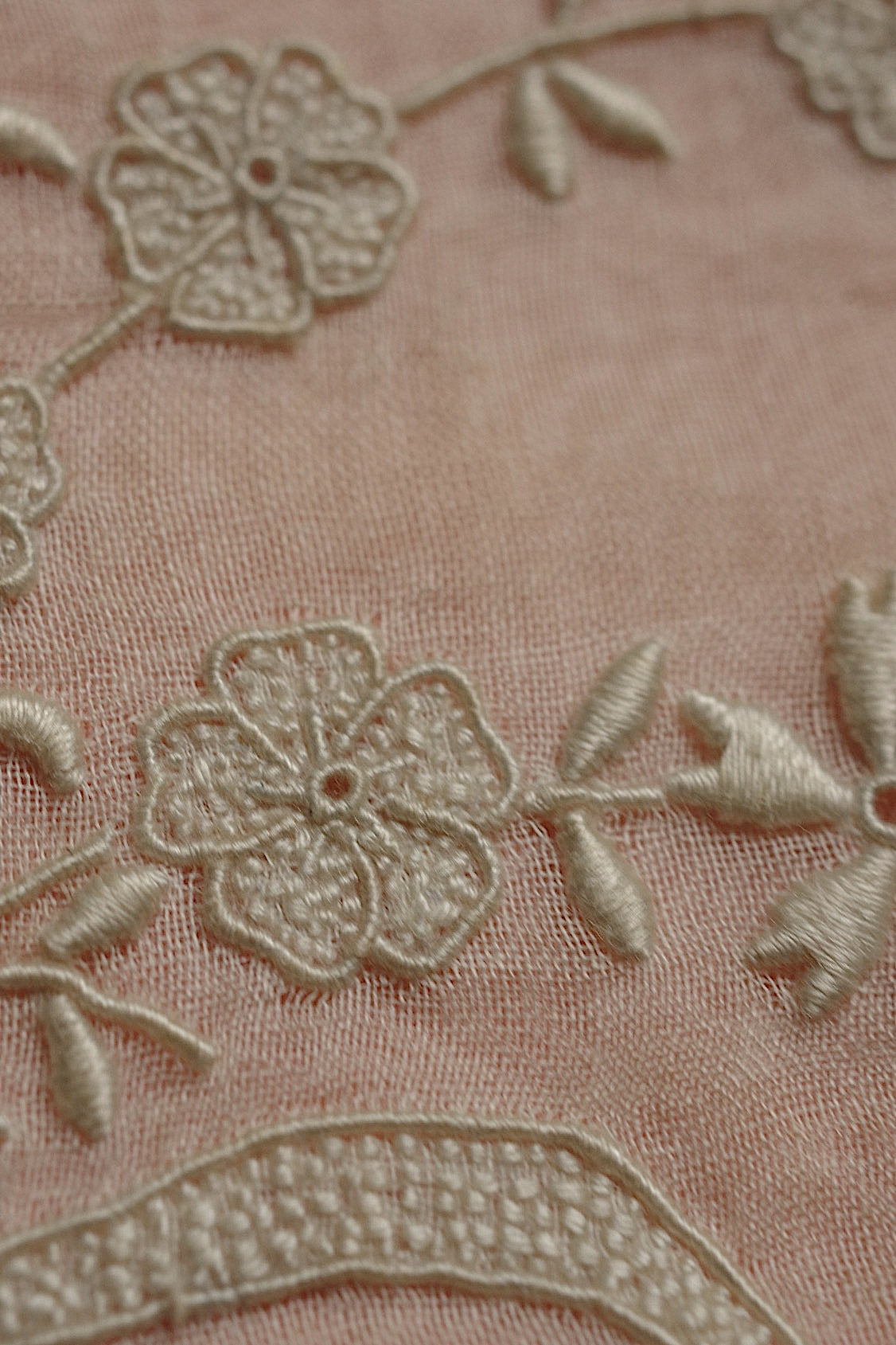 アンティークレース dentelle antique lace　ハンカチクッション