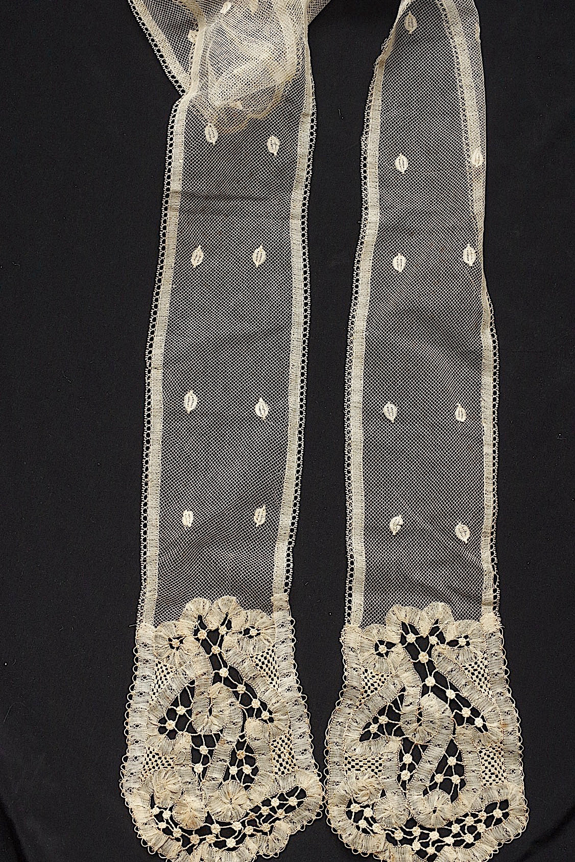 アンティークレース dentelle antique lace　ラペット２種