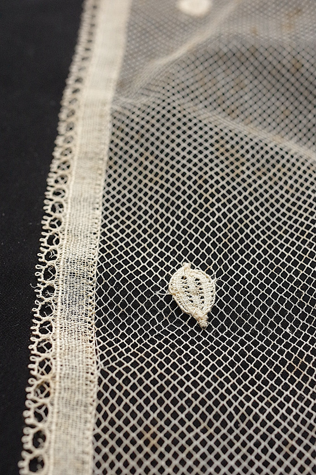アンティークレース dentelle antique lace　ラペット２種