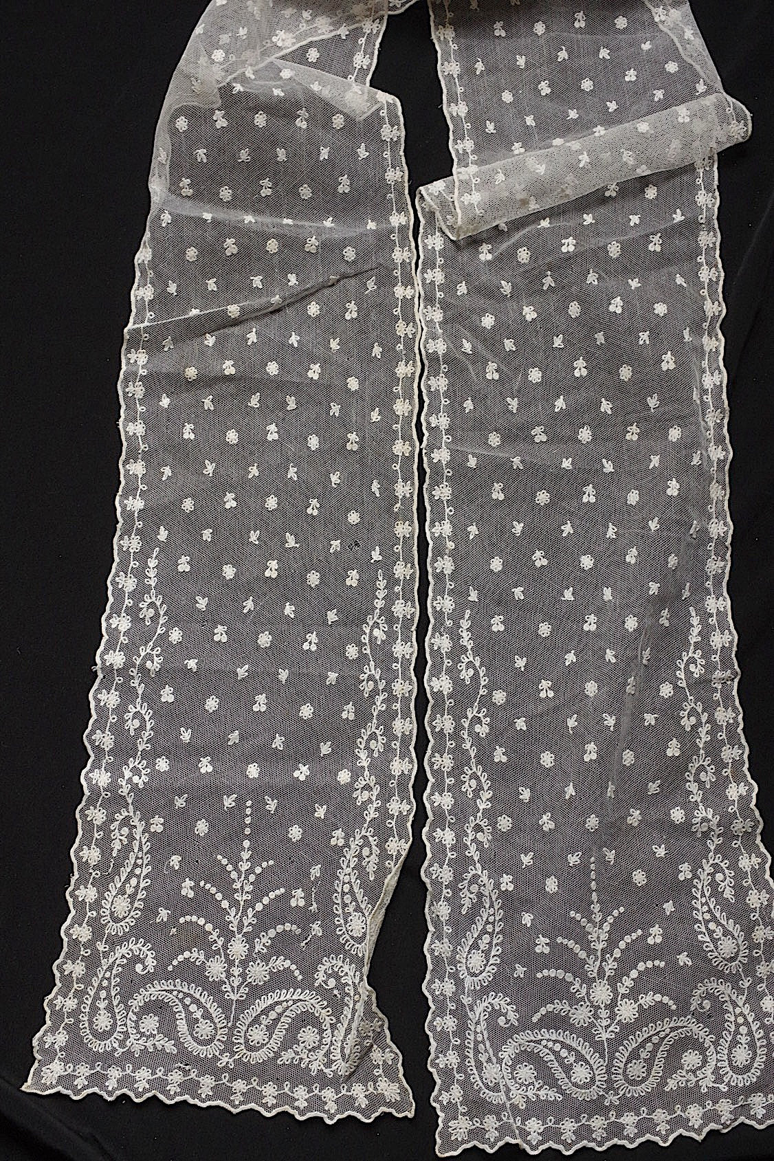アンティークレース dentelle antique lace　ラペット２種