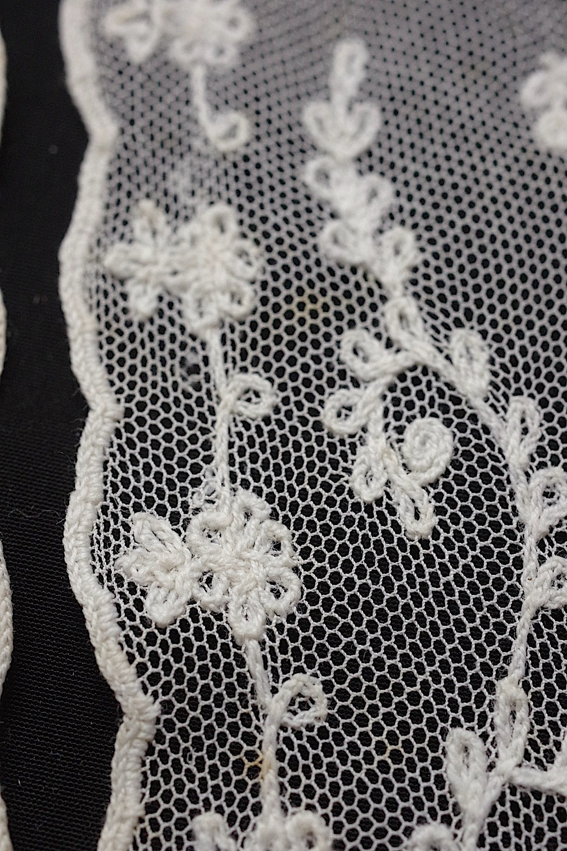 アンティークレース dentelle antique lace　ラペット２種