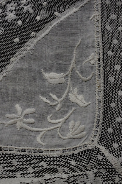 Antique lace dentelle antique lace doily 2 types