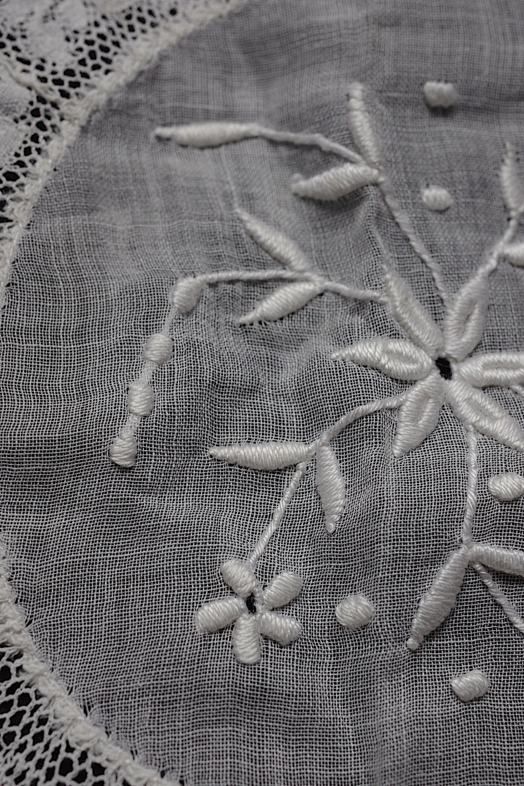アンティークレース dentelle antique lace　ドイリー２種