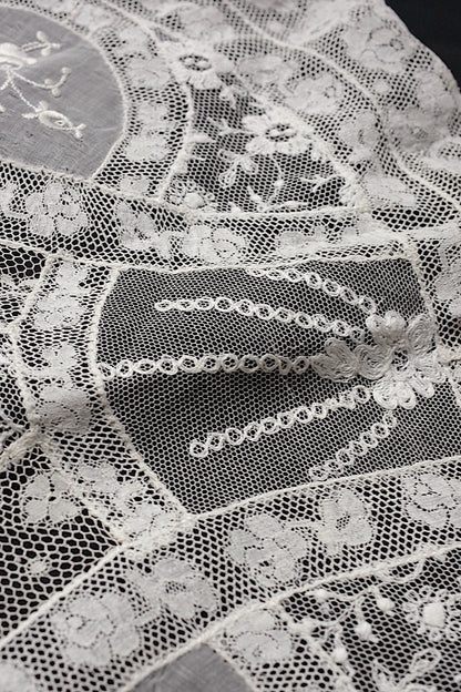 Antique lace dentelle antique lace doily 2 types