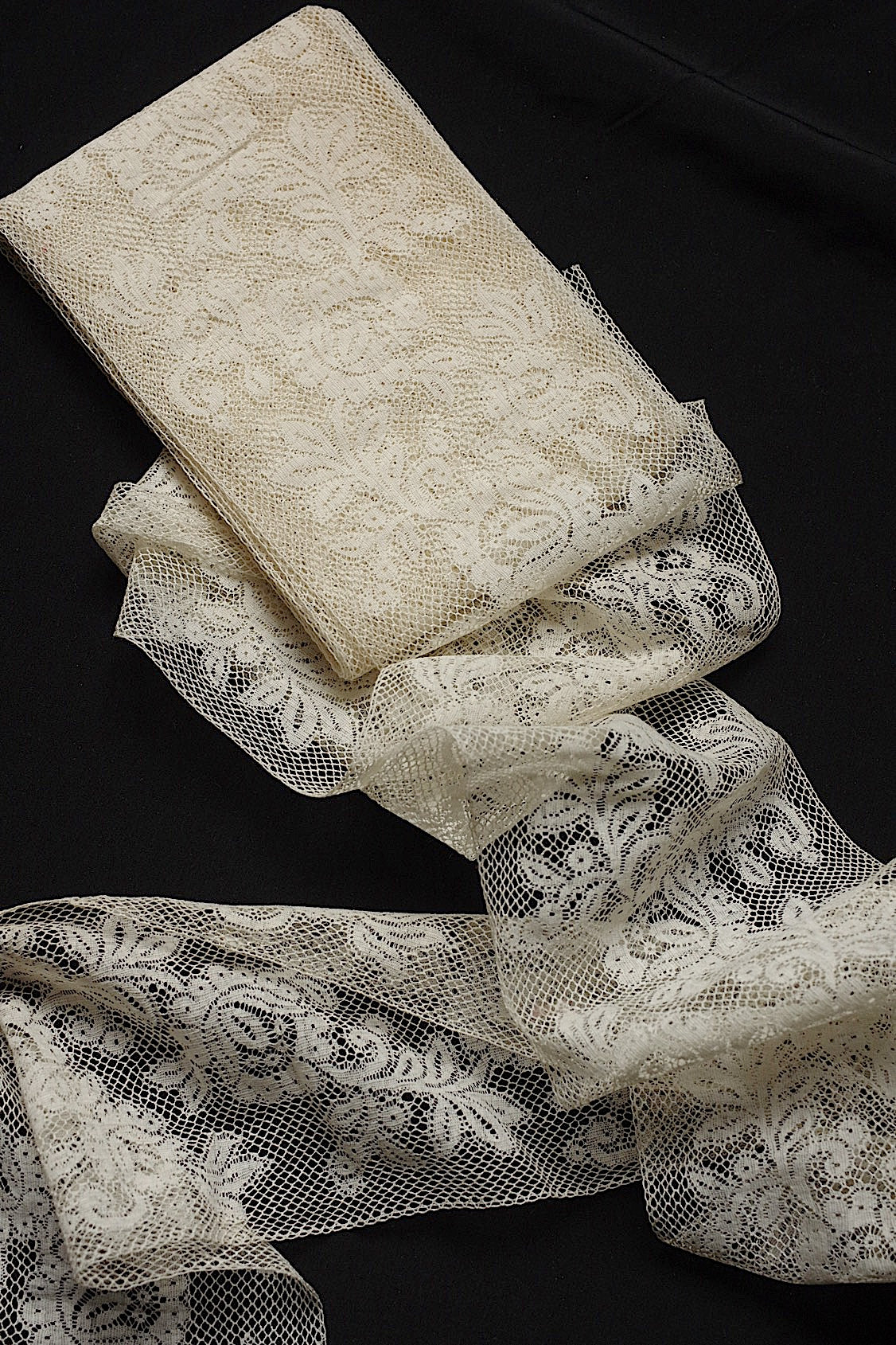 アンティークレース dentelle antique lace　420cm