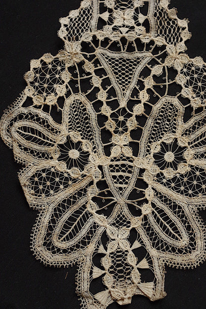 Antique lace dentelle antique lace salvaged items + lappets