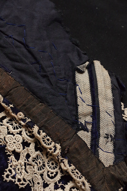 Antique lace dentelle antique lace salvaged items + lappets