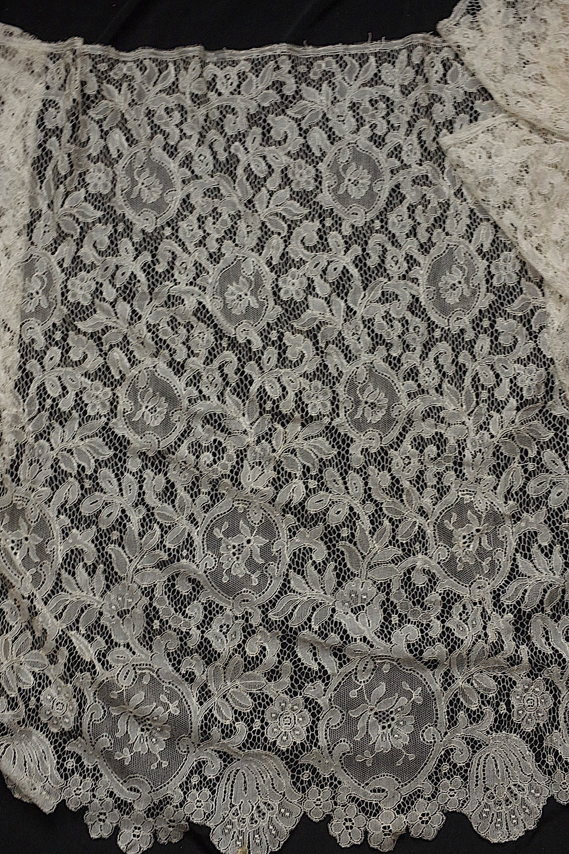 Antique lace dentelle antique lace curry lace