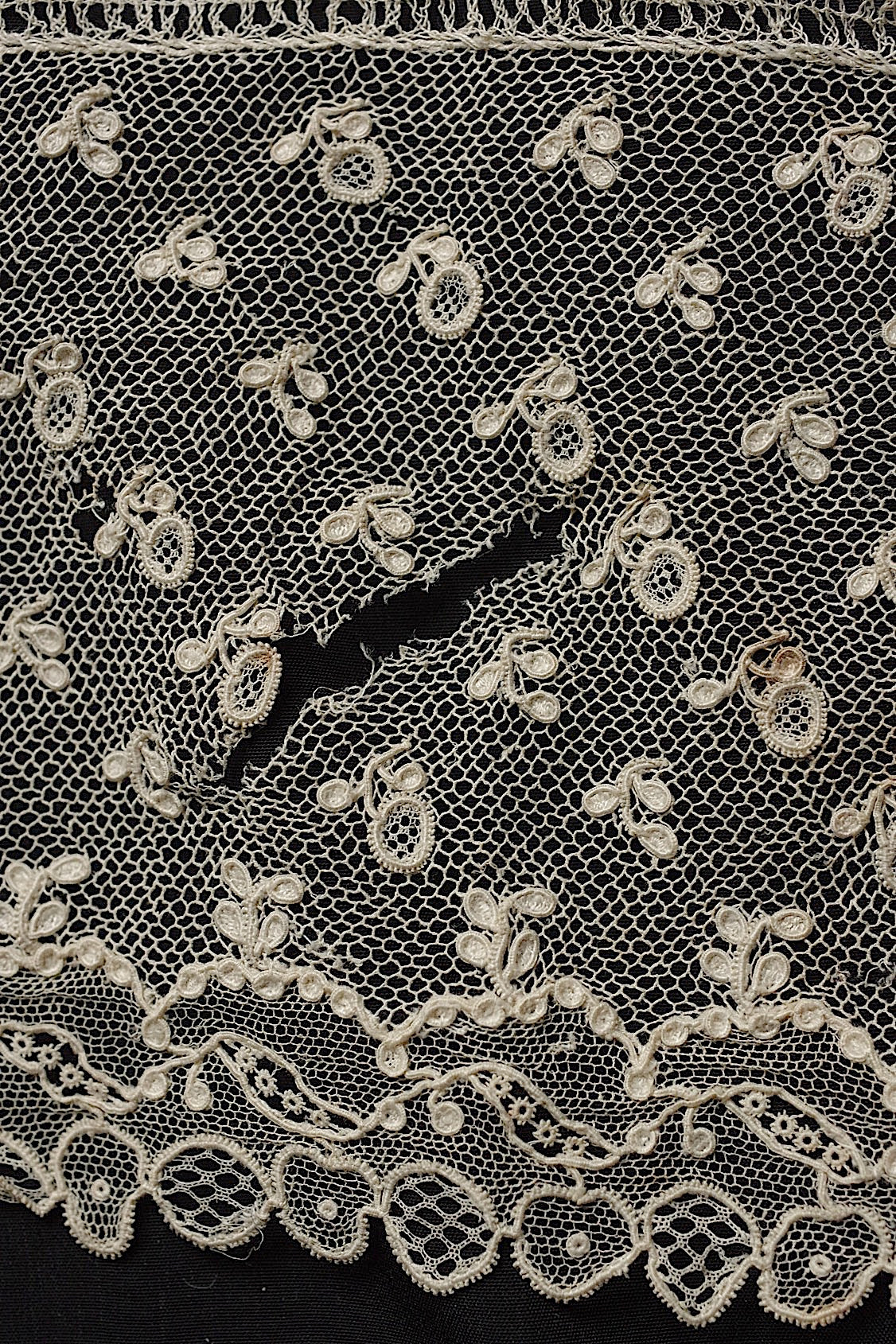 アンティークレース dentelle antique lace　アランソンハギレなど