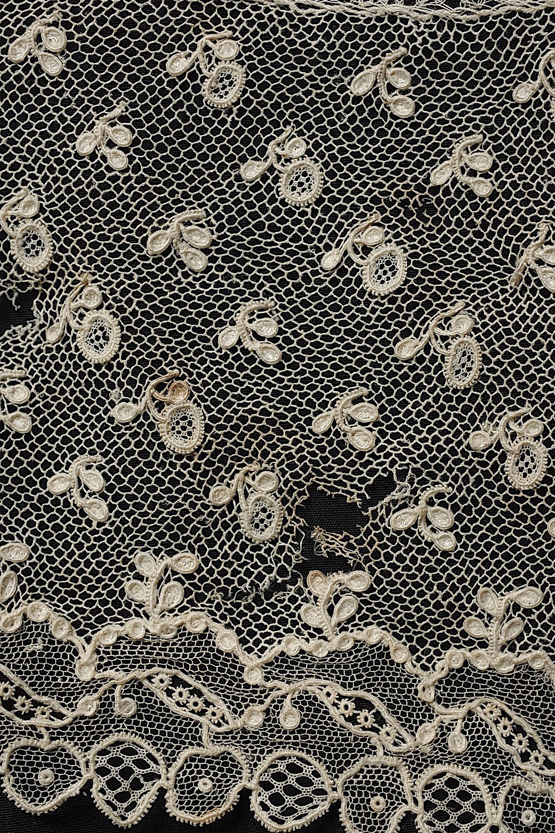 アンティークレース dentelle antique lace　アランソンハギレなど