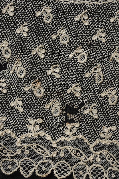 アンティークレース dentelle antique lace　アランソンハギレなど