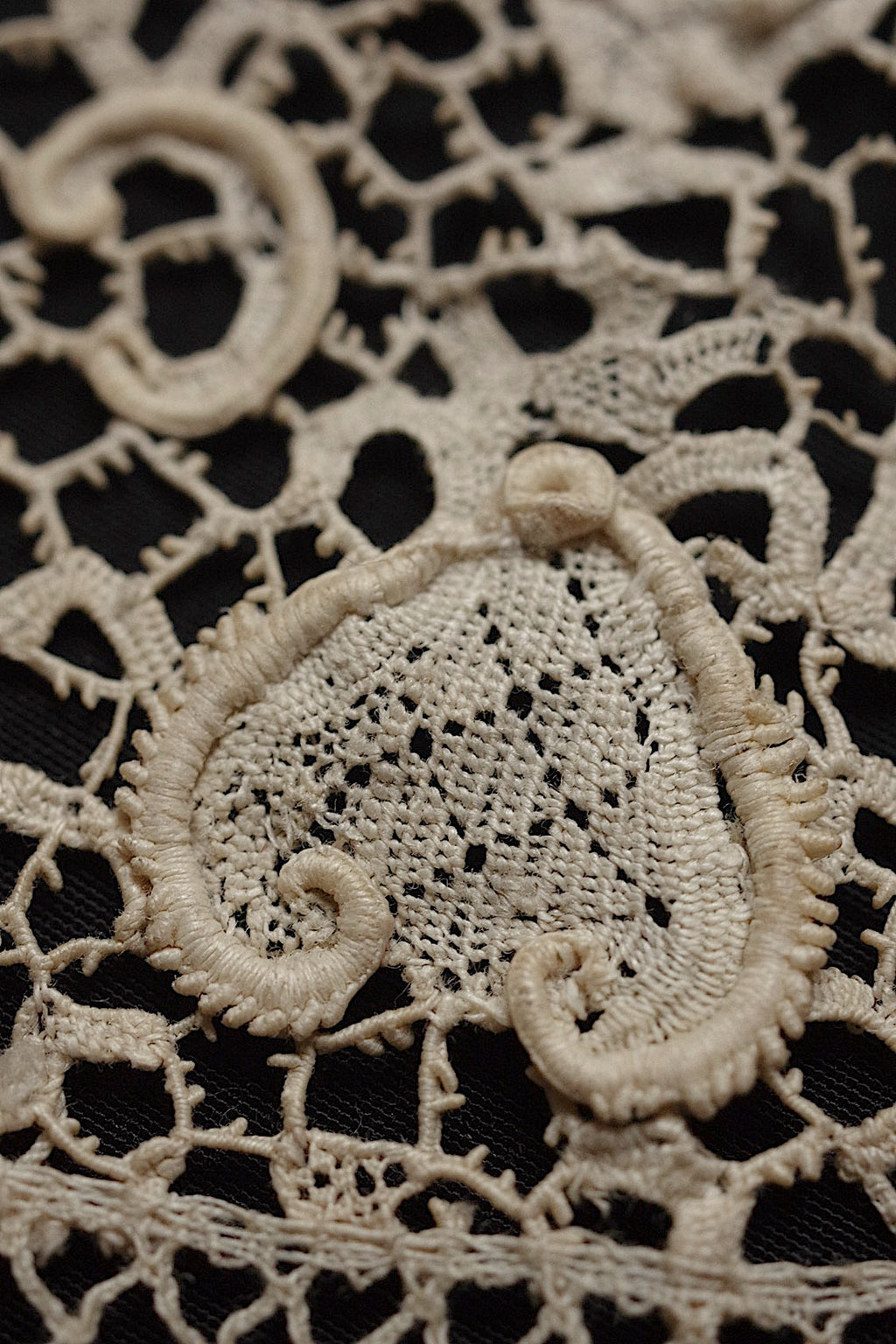 アンティークレース dentelle antique lace　イタリアレースなど３種