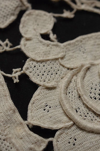 Antique lace, dentelle antique lace, 3 types including Italian lace