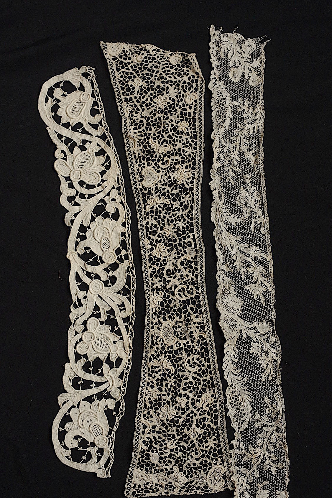 Antique lace, dentelle antique lace, 3 types including Italian lace