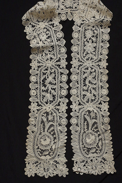 Antique lace dentelle antique lace Honiton Bruxels mix