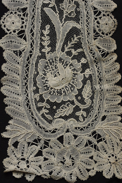 Antique lace dentelle antique lace Honiton Bruxels mix