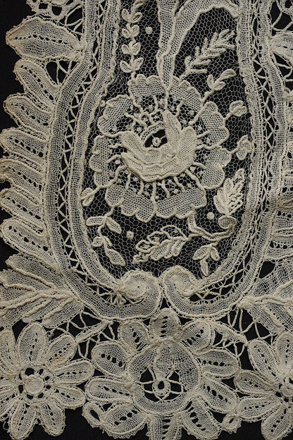 Antique lace dentelle antique lace Honiton Bruxels mix