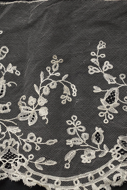 アンティークレース dentelle antique lace　アプリカッションアングレテール190cm