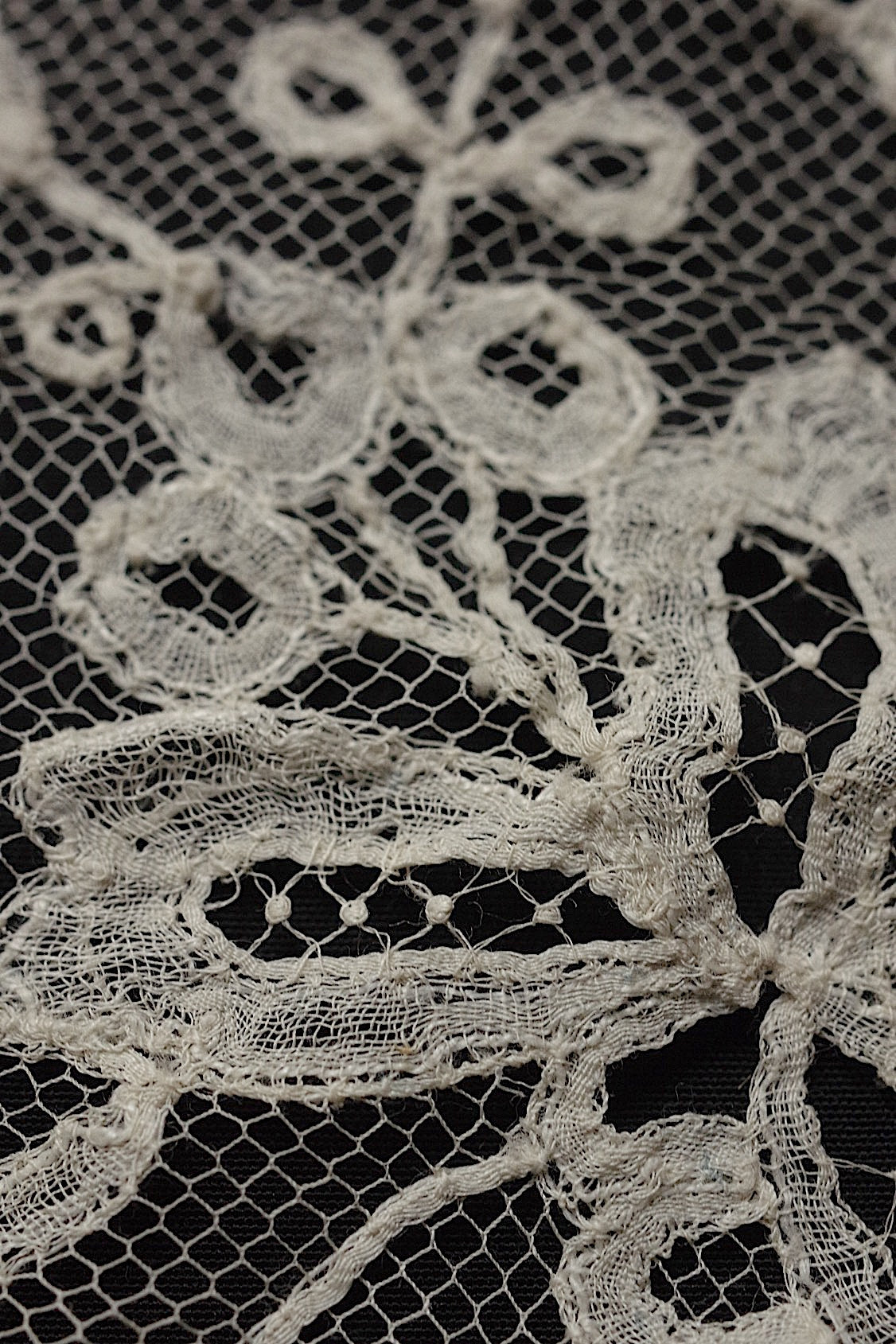 アンティークレース dentelle antique lace　アプリカッションアングレテール190cm