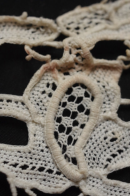 Antique lace dentelle antique lace 2 types