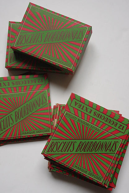 ヴィンテージ箱　vintage boite pour biscuits