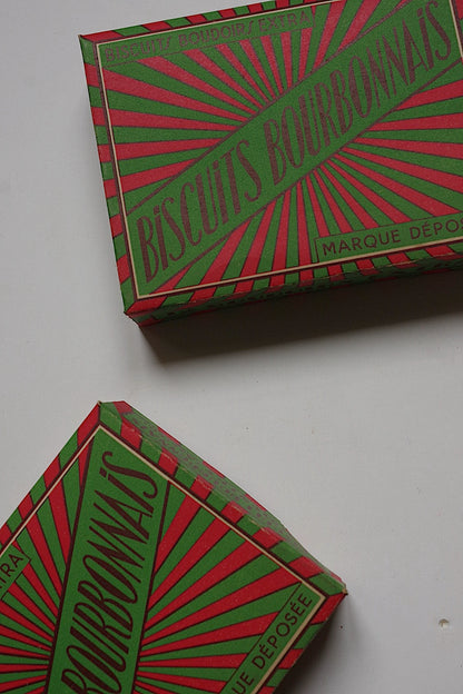 ヴィンテージ箱　vintage boite pour biscuits