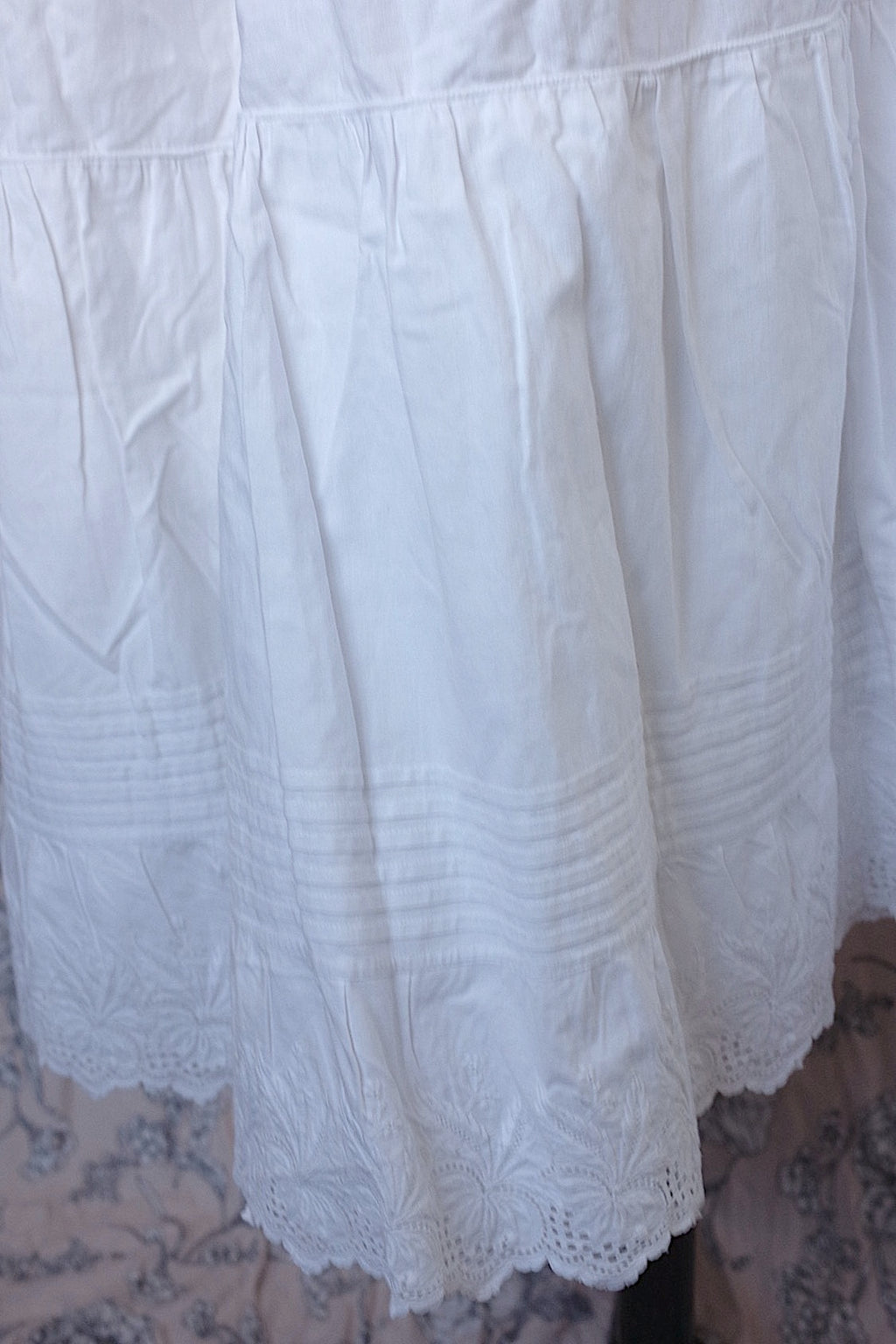 Jupe antique vêtement antique