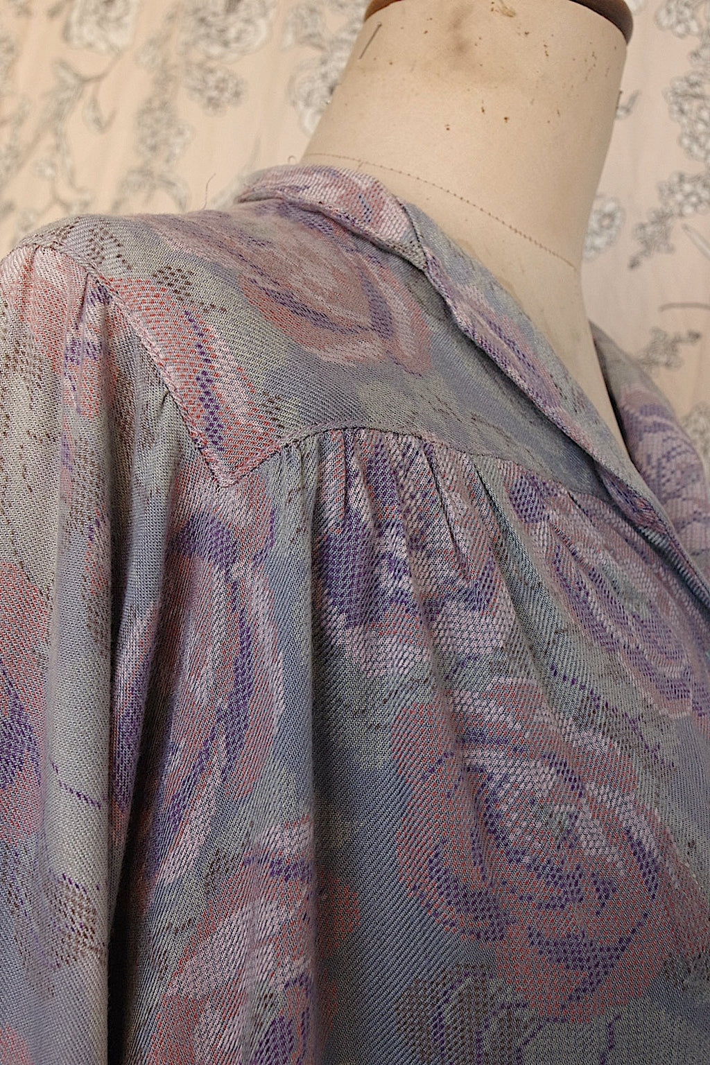 Robe vintage vêtement vintage gudule