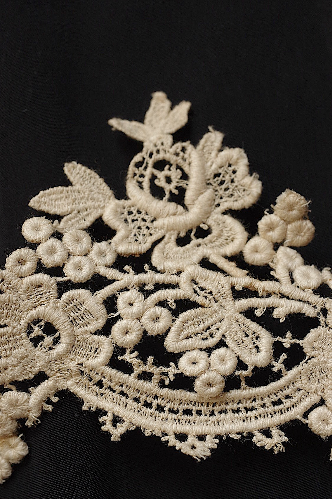 アンティークレース　dentelle ancienne 100cm+300cm