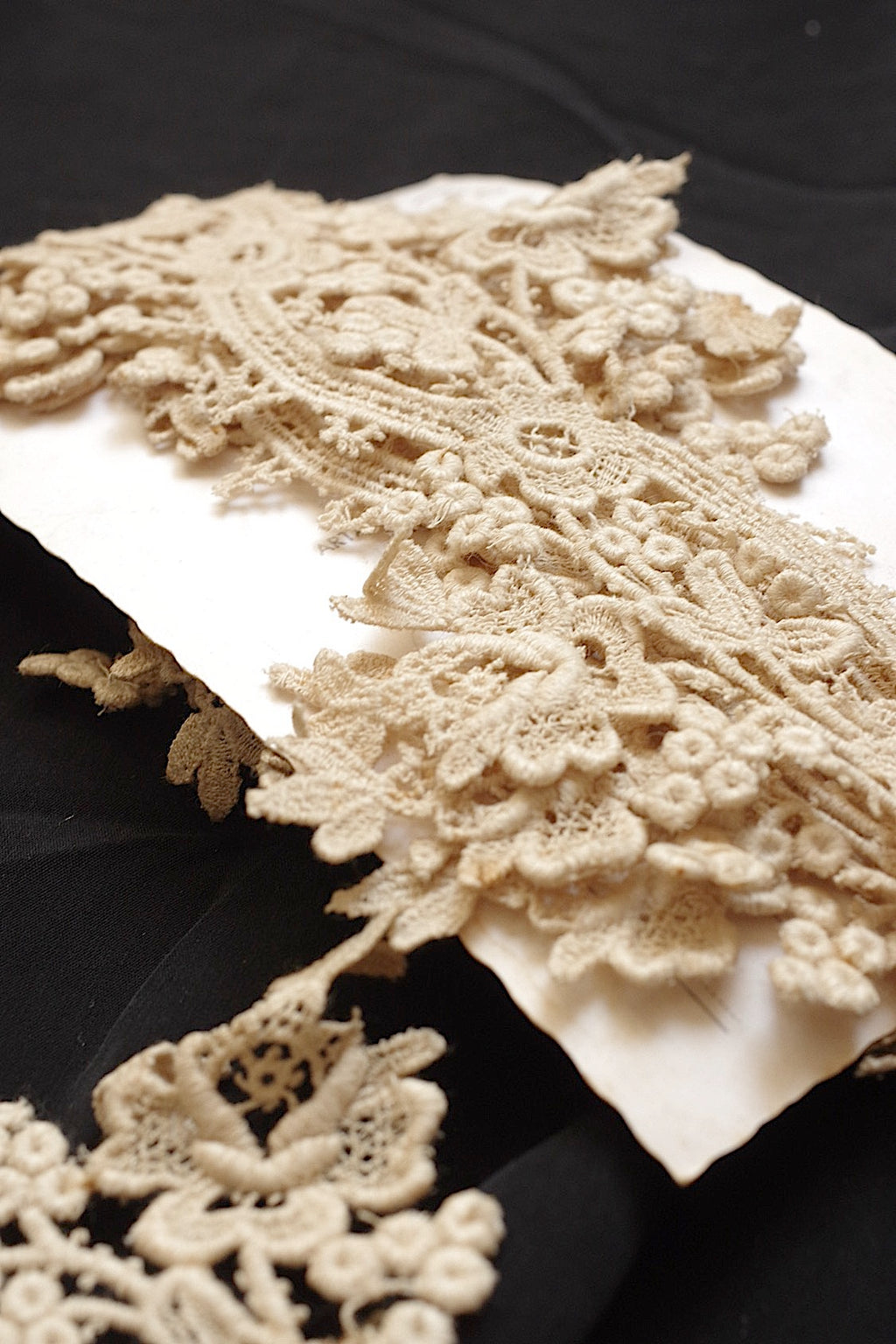 アンティークレース　dentelle ancienne 100cm+300cm