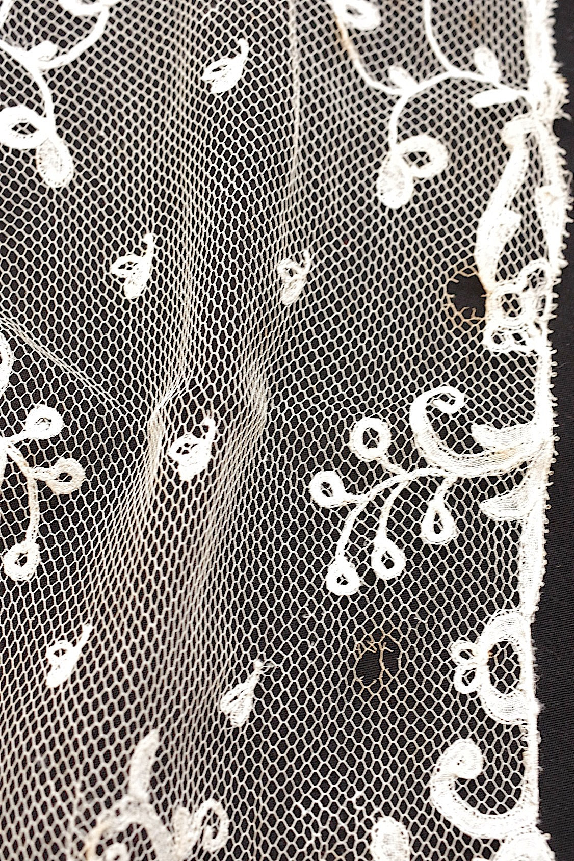 アンティークレース　dentelle ancienne アプリカッションアングレテール素材用