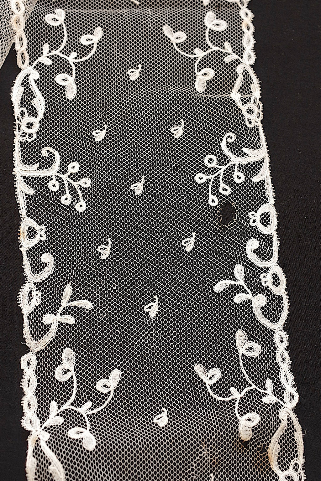 アンティークレース　dentelle ancienne アプリカッションアングレテール素材用