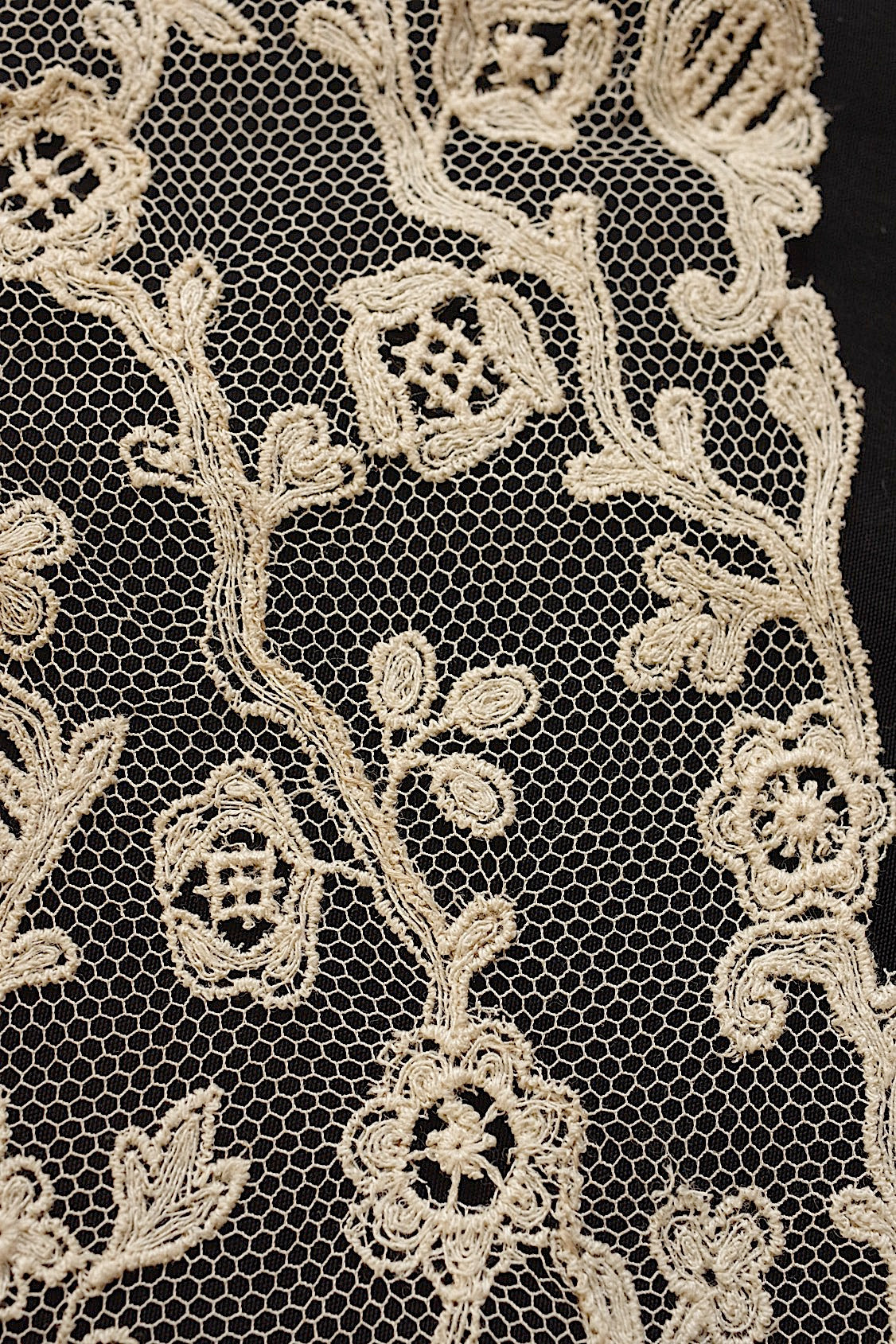 アンティークレース　dentelle ancienne アプリカッションアングレテール素材用