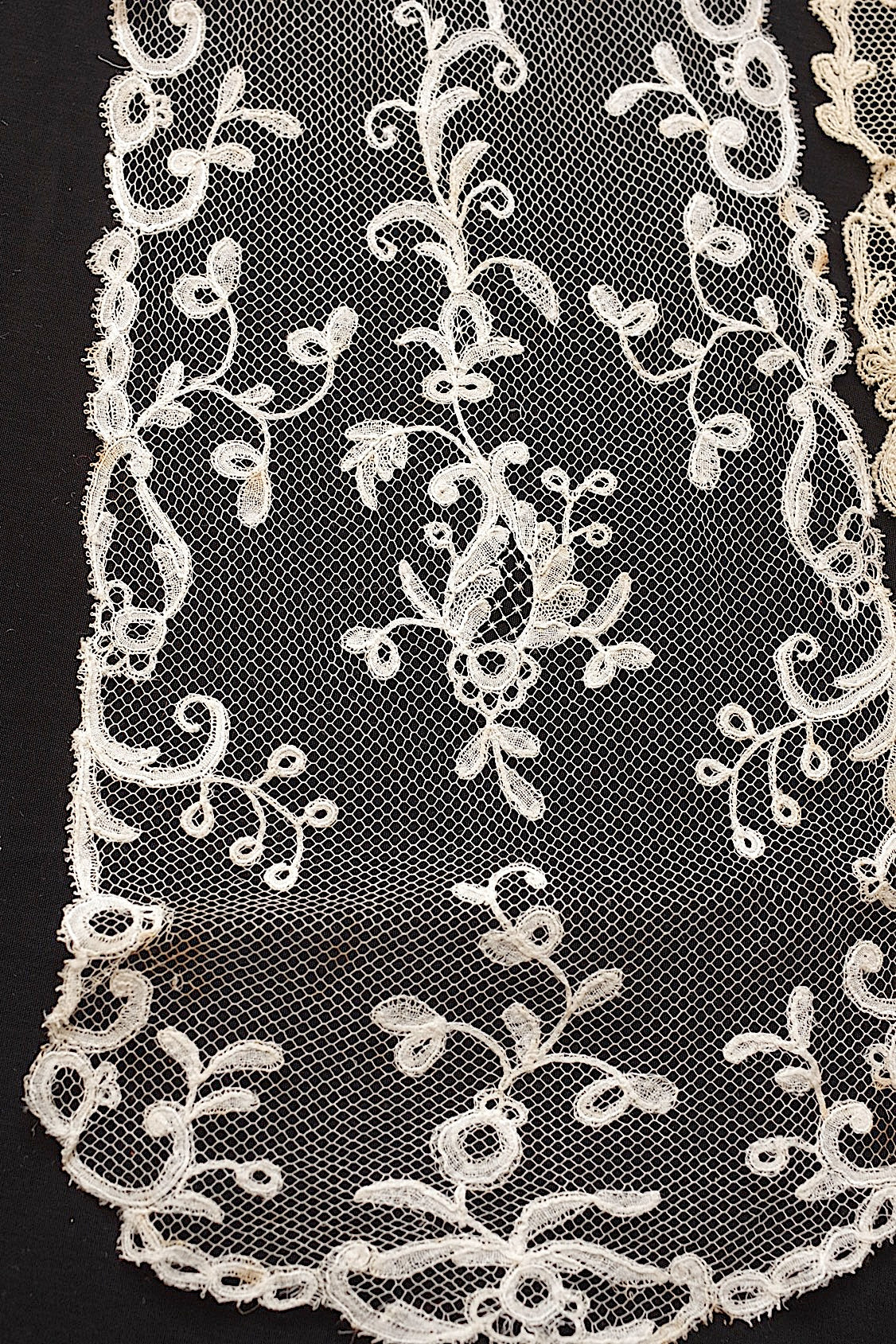 アンティークレース　dentelle ancienne アプリカッションアングレテール素材用