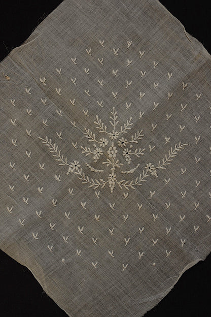 アンティークレース　dentelle ancienne 刺繍ハギレ