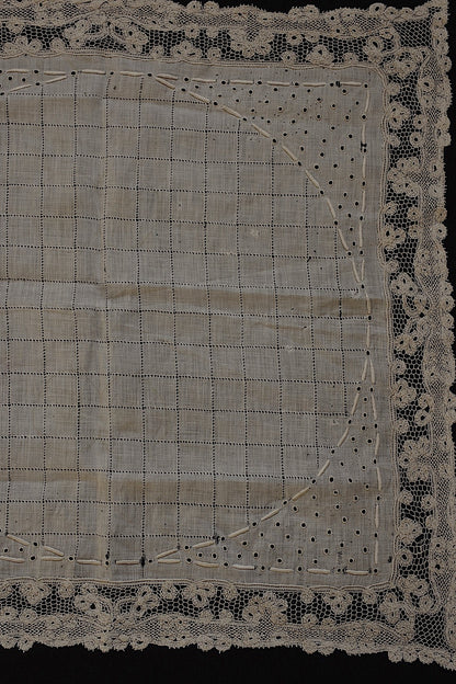 アンティークレース　dentelle ancienne 刺繍ハギレ