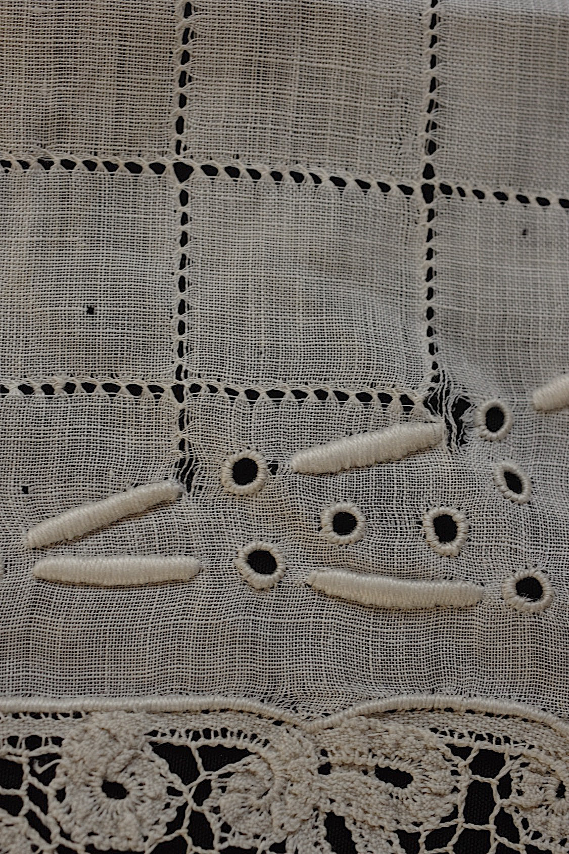 アンティークレース　dentelle ancienne 刺繍ハギレ