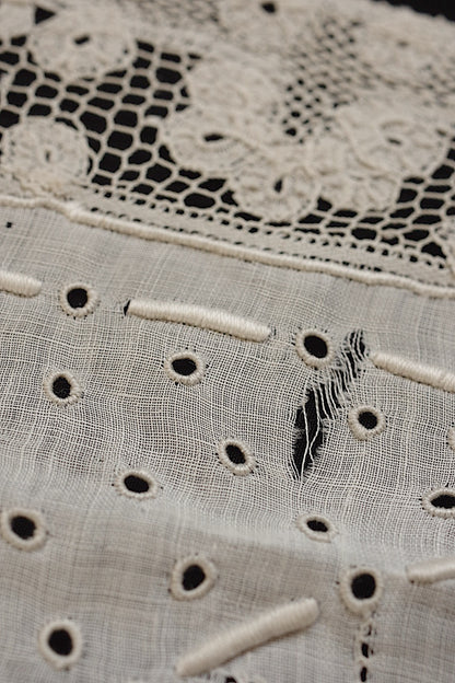 アンティークレース　dentelle ancienne 刺繍ハギレ
